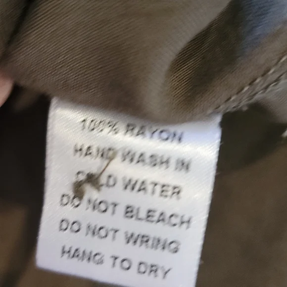 Olive green zip up shirt/jacket type - Picture 10 of 10